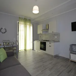  Apartment Belle Arti Italy