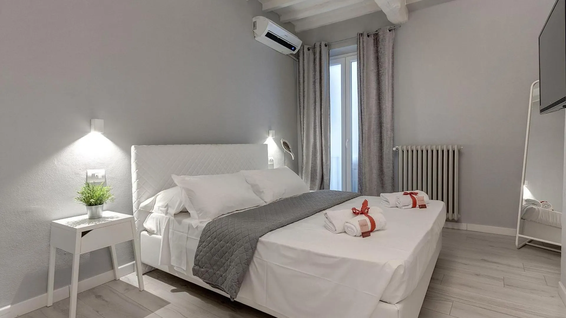 Jake & Francis Apartments By Mamo Florence